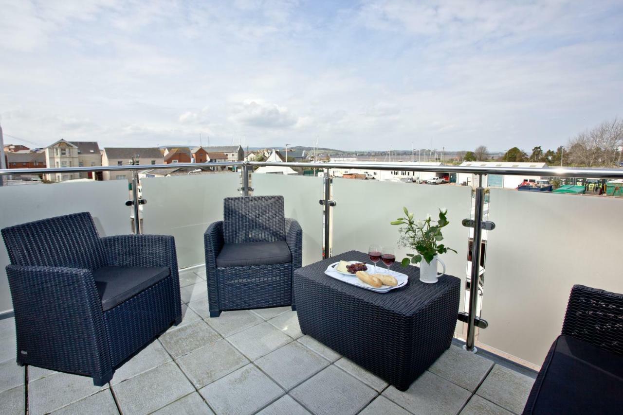 Sunnymead Penthouse, Exmouth Apartment Luaran gambar