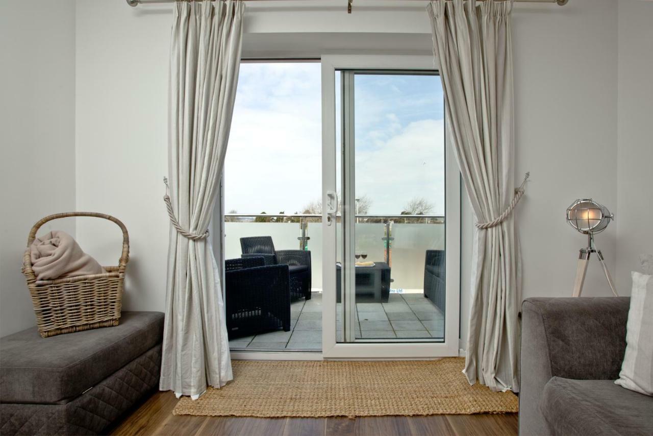 Sunnymead Penthouse, Exmouth Apartment Luaran gambar